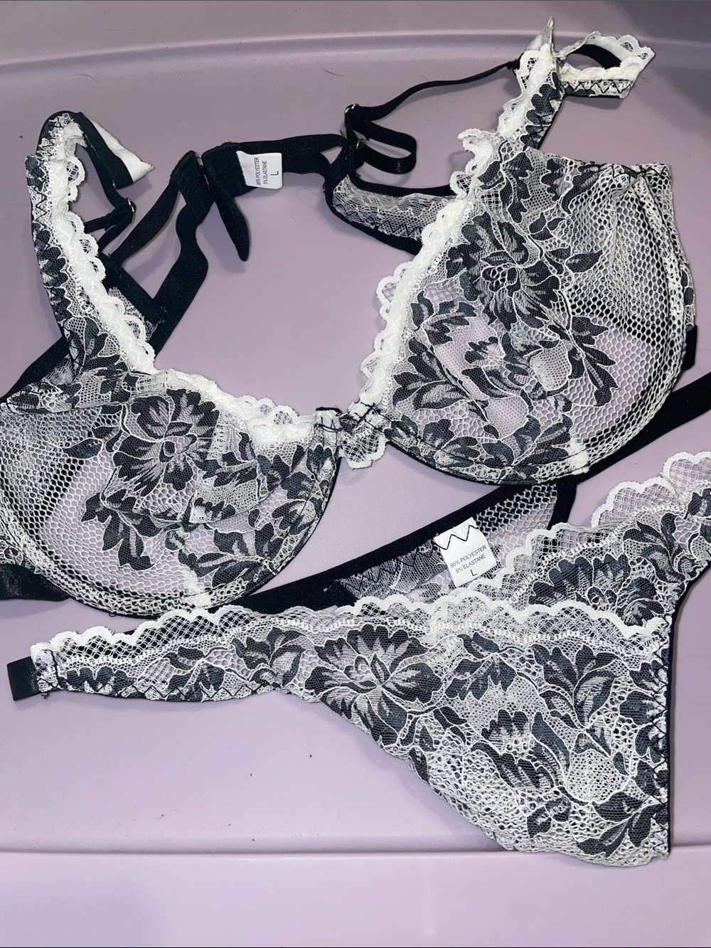 Black & White Lace Underwire Bra and Bikini Set